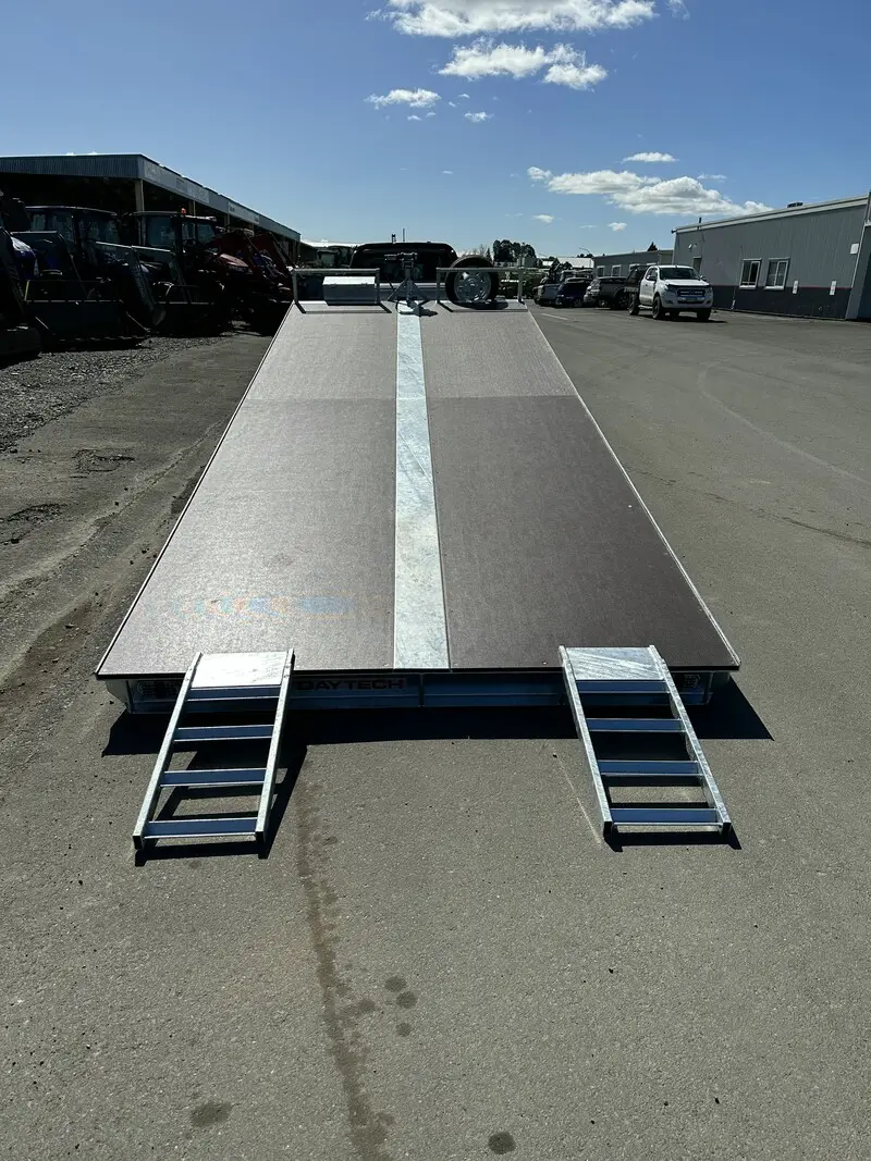 perth tilt semi hire